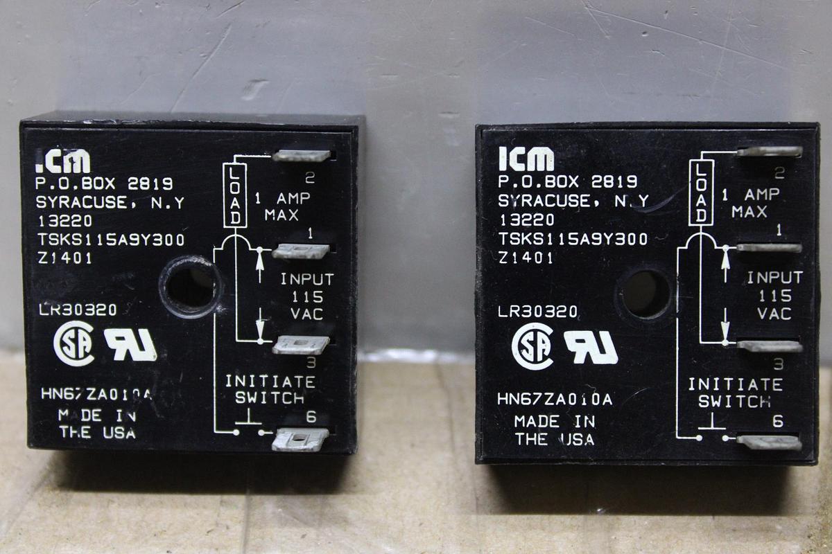 Used LOT OF 2 MARS SOLID STATE TIME DELAY RELAY 32391 0.1-8 MINUTE DELAY 240 VAC 1 AMP