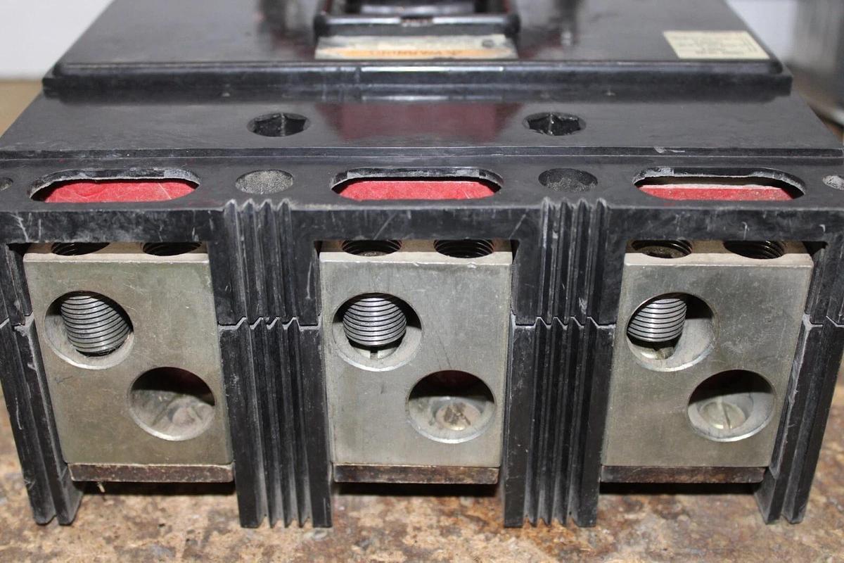 Used WESTINGHOUSE MOLDED CASE SWITCH LC3600WK 600 AMP 3-POLE 600 VAC **WARRANTY**