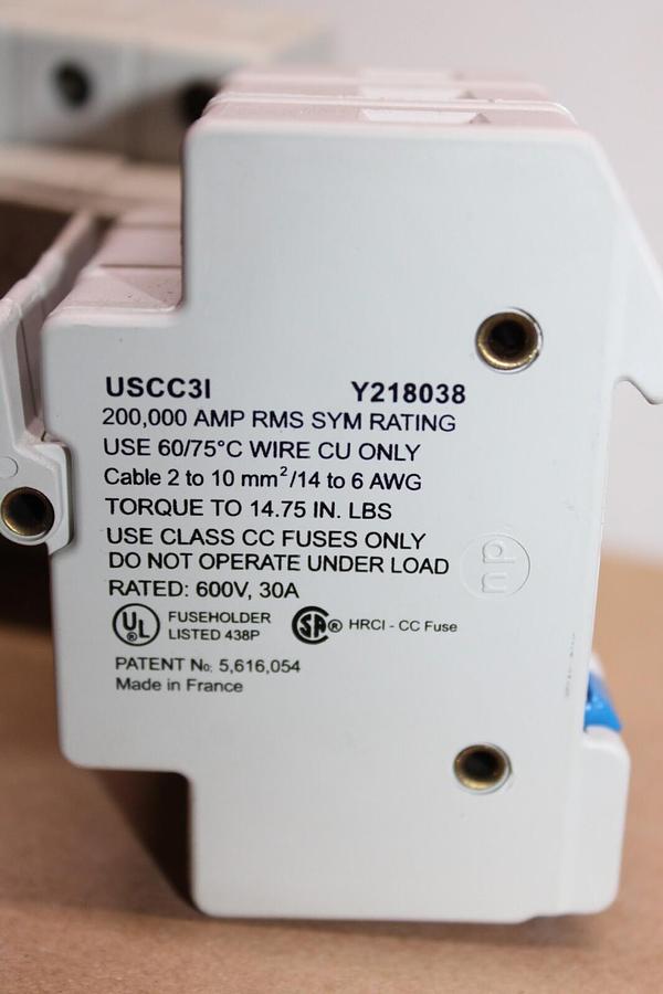 Used LOT OF 3 FERRAZ SHAWMUT FUSE HOLDER USCC31 30 AMP 600 VOLT Y218038