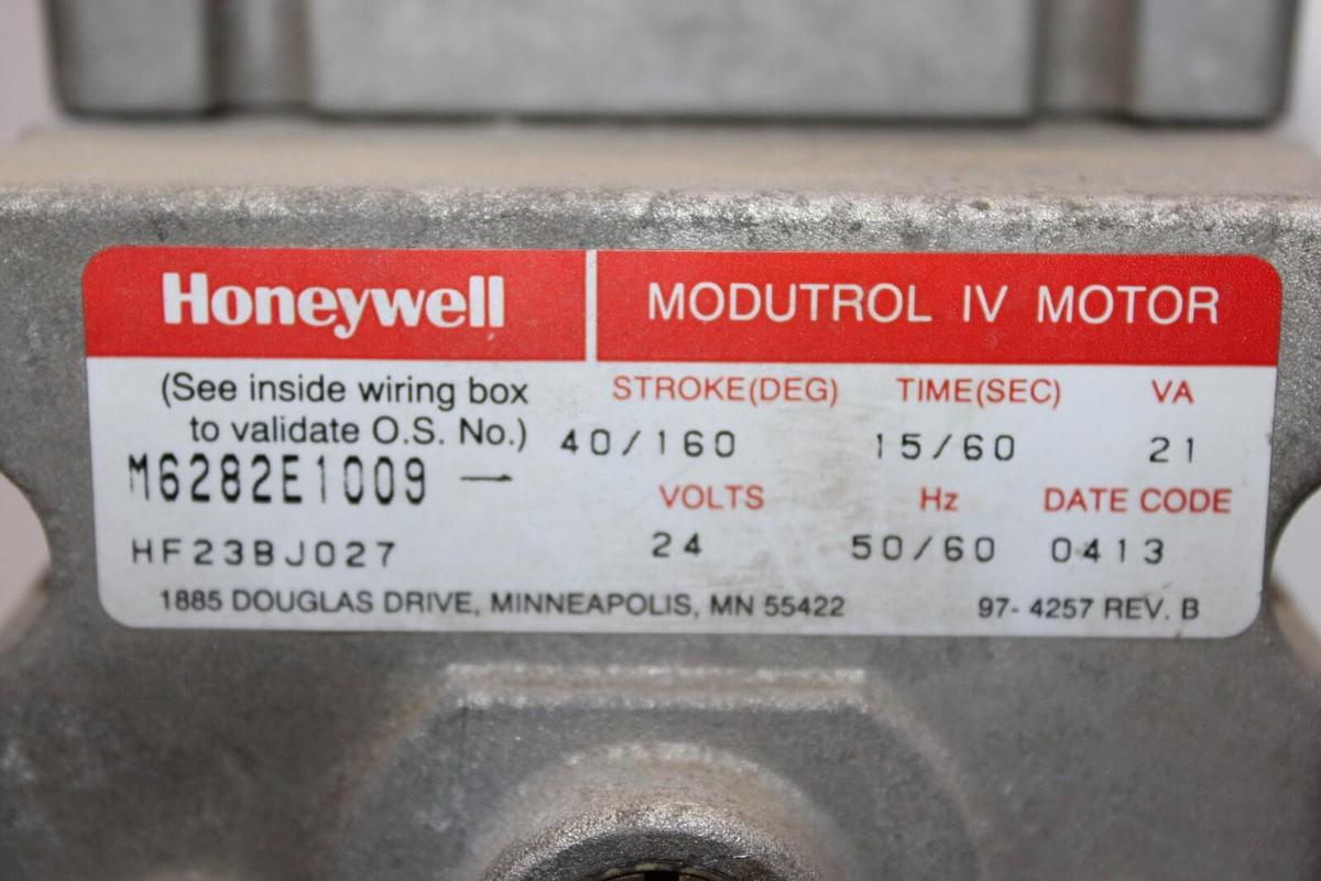 Used HONEYWELL MODULTROL IV MOTOR ACTUATOR M6282E1009 21 VA 24 VOLT HF23BJ027