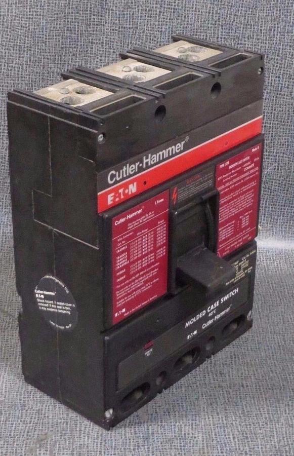 Used CUTLER HAMMER MOLDED CASE 600 AMP 600 VAC 3 POLE WITH SHUNT TRIP MODEL LS36060YE