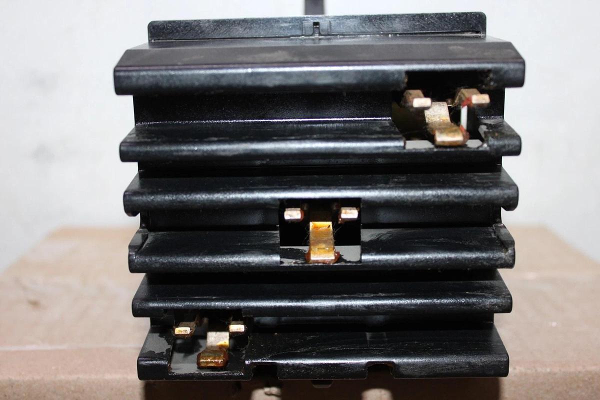 Used SQUARE D POWERPACT I-LINE CIRCUIT BREAKER HGA36050 50 AMP 600 VOLT 3-POLE