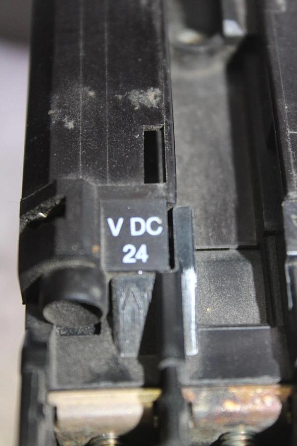 Used ABB CONTACTOR BC30 45 AMP 600 VAC 3-POLE 30 HP COIL: 24 VDC