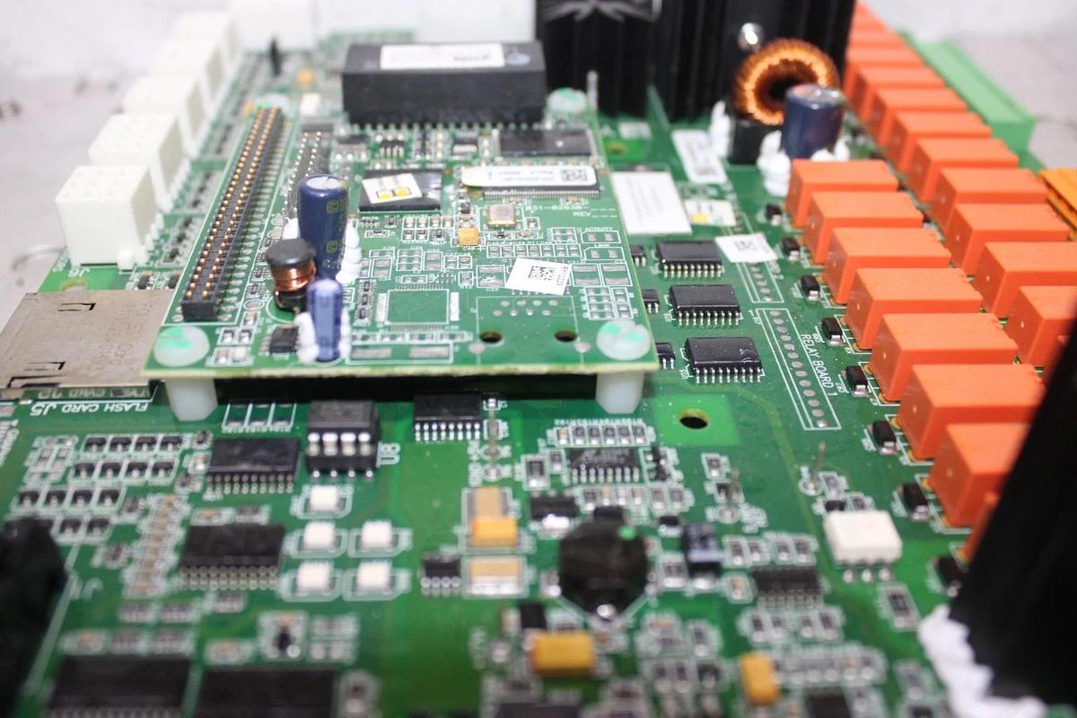 Used YORK HVAC CONTROL I/O CIRCUIT BOARD 031-02550-000 REV. L W/ 031-02630-001 REV. F