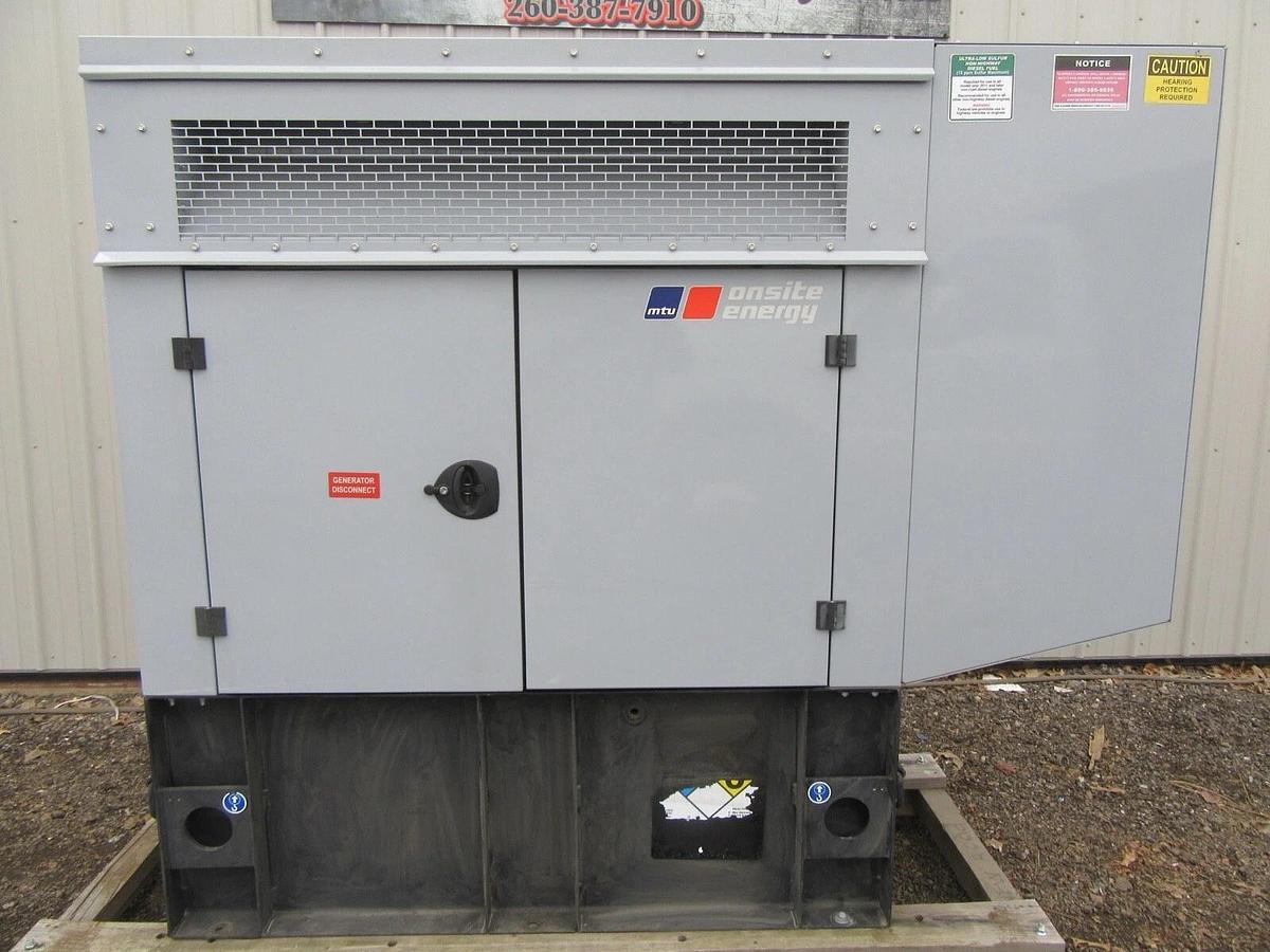 Used 20 KW DIESEL GENERATOR ISUZU MTU 2016 176 HRS 120/240 VOLT 1 PH SOUND ENCLOSED