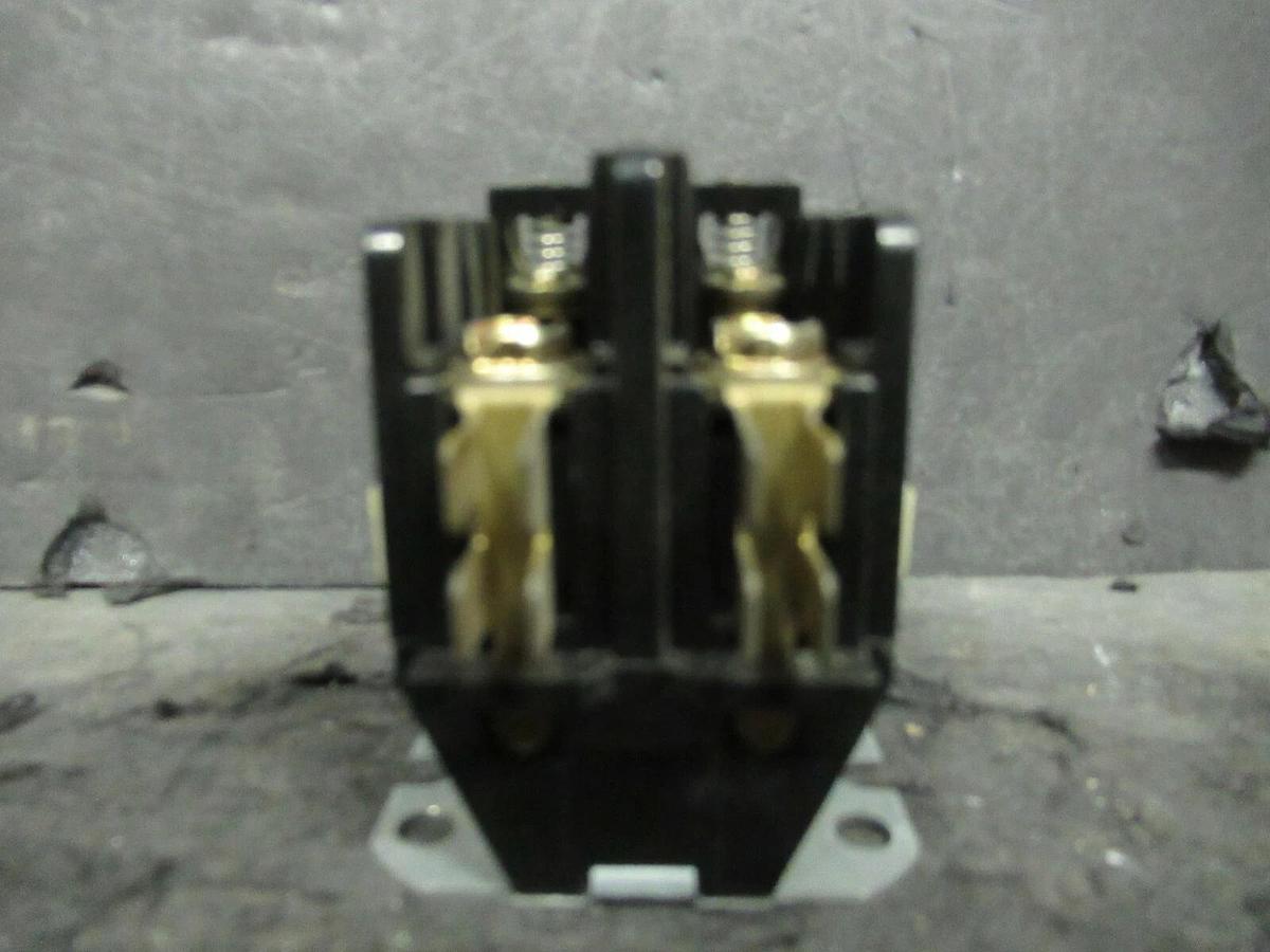 Used PRODUCTS UNLIMITED CONTACTOR 3100-20T328 / HN52KC016 20 AMP 600 VAC 120 V COIL