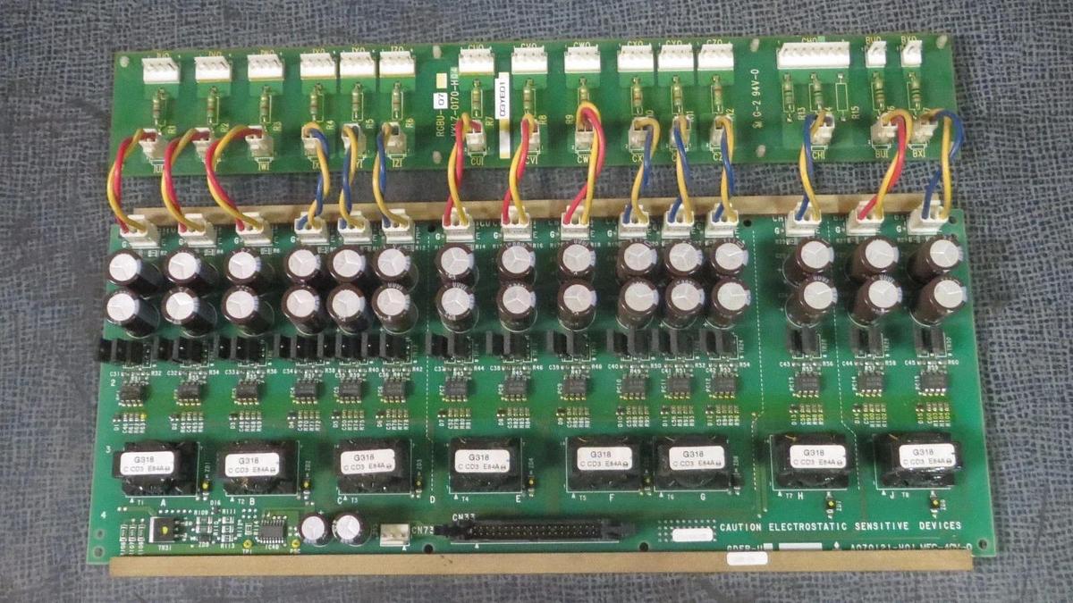 Used MITSUBISHI GDER-U CIRCUIT BOARD A070121-H01 W/ RGBU-07 KKLZ-0170-H04