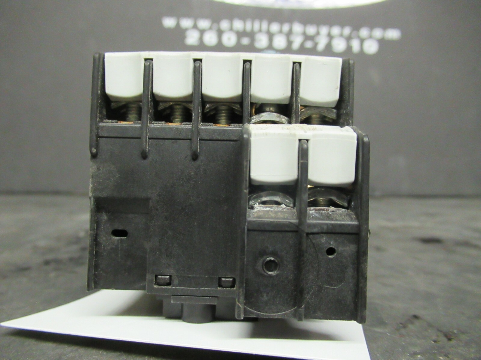 Used 16 AMP ABB STARTER B7-30-10 600 VAC 5 HP COIL: 24 VAC W/ T7DU OVERLOADS 1.6-2.4A