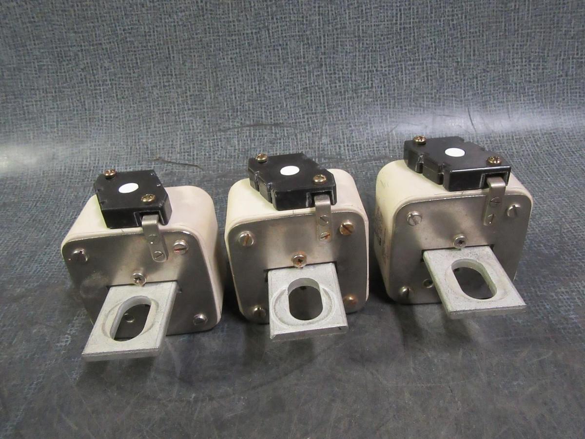Used LOT OF 3 BUSS SEMITRON SPP-7E1200 1200 AMP 700 VOLTS FUSE