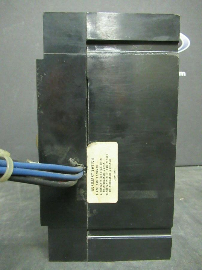 Used 15 AMP WESTINGHOUSE BREAKER MCP03150R 600 VAC 3 POLE W/ AUXILIARY SWITCH