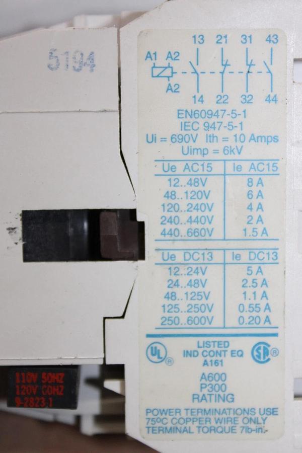 Used CUTLER HAMMER CONTACTOR D15CR22 22E 600 VAC 10 AMP 3-PHASE COIL: 110/120V