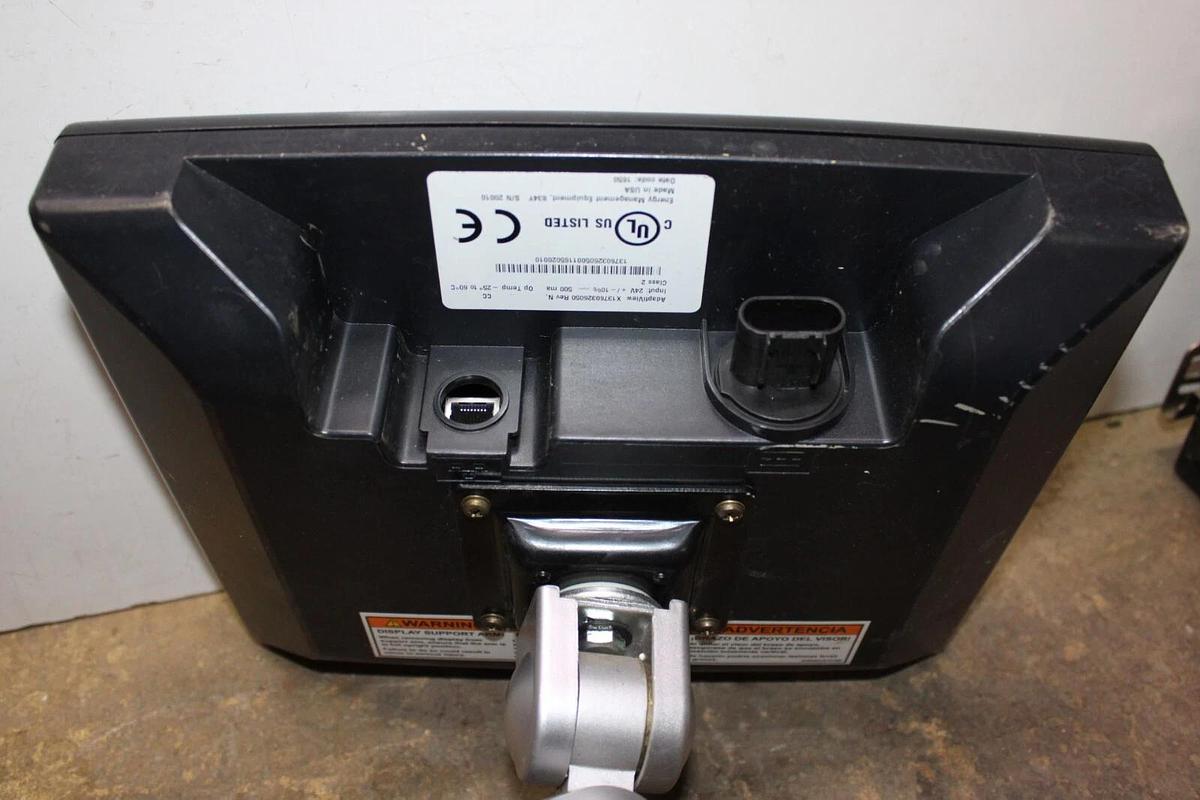 Used TRANE ADAPTIVIEW CHILLER TOUCH DISPLAY X13760326050 REV. N 24V W/ ARM