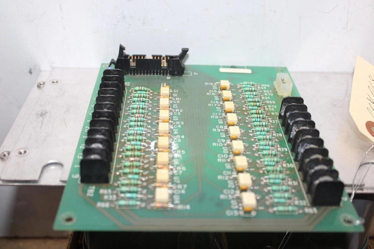 Used YORK HVAC CHILLER LOGIC INTERFACE CIRCUIT BOARD 031-00935D000 REV. A *WARRANTY*