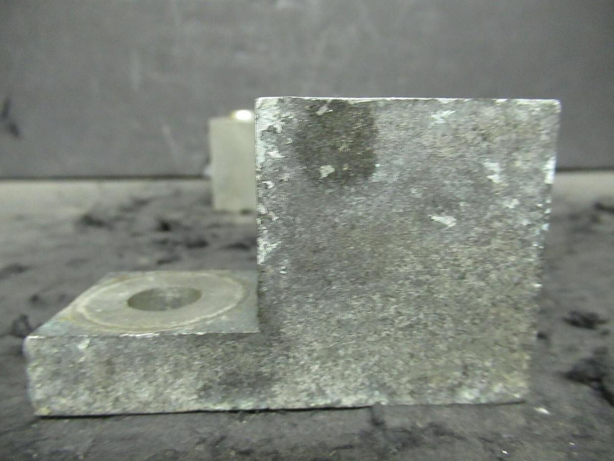 Used (3 QTY) SQUARE D DCC C-469 2 DOUBLE BARREL MECHANICAL CONNECTOR LUG TAPS 750MCM