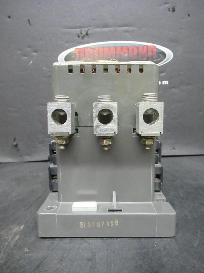 Used SIEMENS CONTACTOR CDB50*3 600 VAC 135 AMP 110/120 V COIL **WARRANTY**