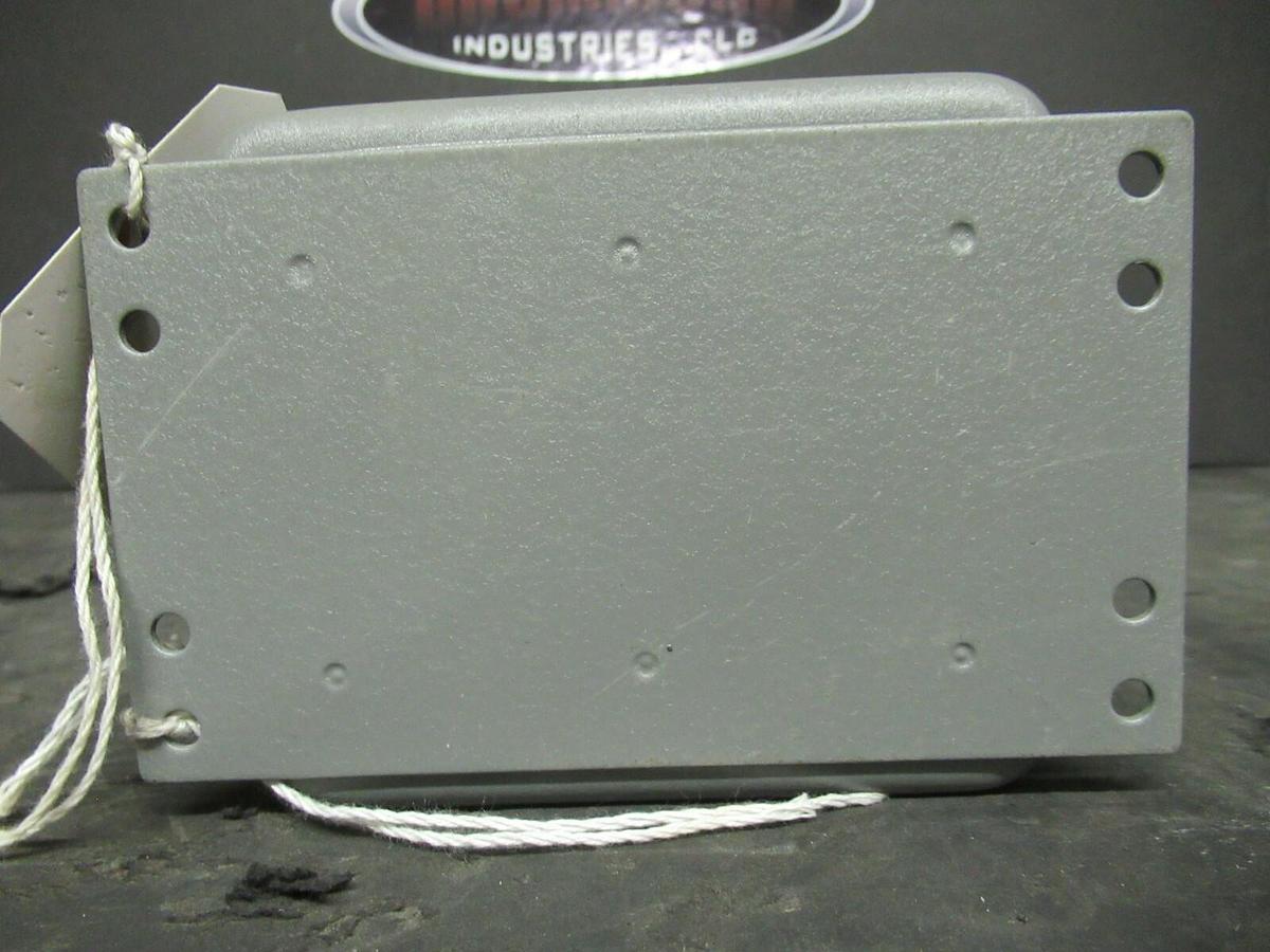 Used JUXTA YOKOGAWA AC POWER TRANSDUCER 248922-360-AHD-4 IN: 0-300 VAC OUT: 4-20MA DC