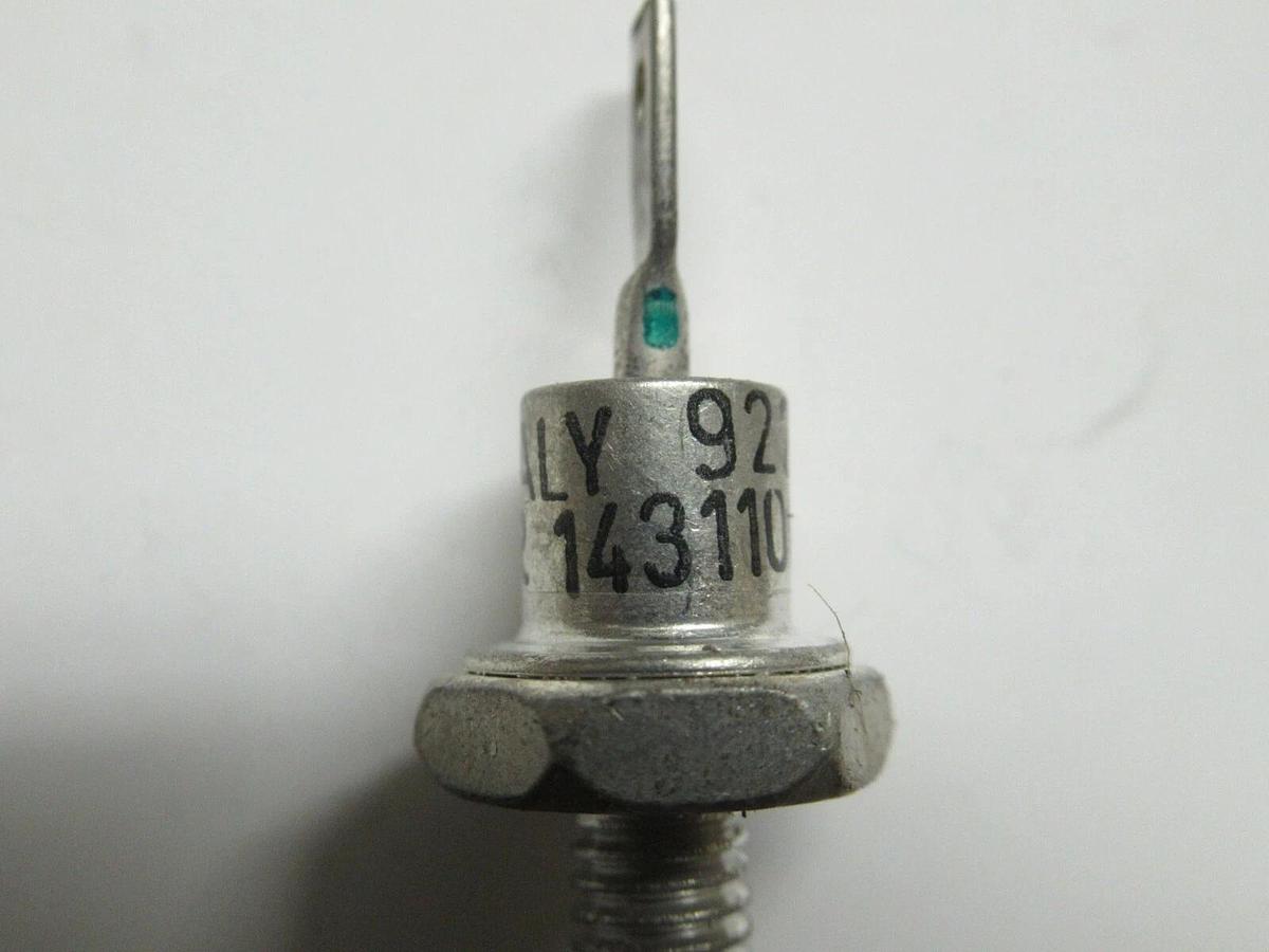 NEW SURPLUS (3) INTERNATIONAL 143110006 RECTIFIER DIODE STUDS VISHAY *WARRANTY*