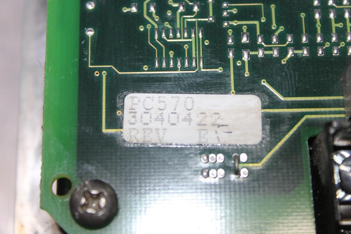 Used YORK VARIABLE FREQUENCY DRIVE CIRUIT BOARD 024-36133-002 65000147