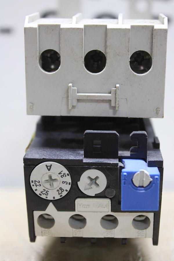 Used CUTLER HAMMER OVERLOAD RELAY C316FNA3* SER. A2