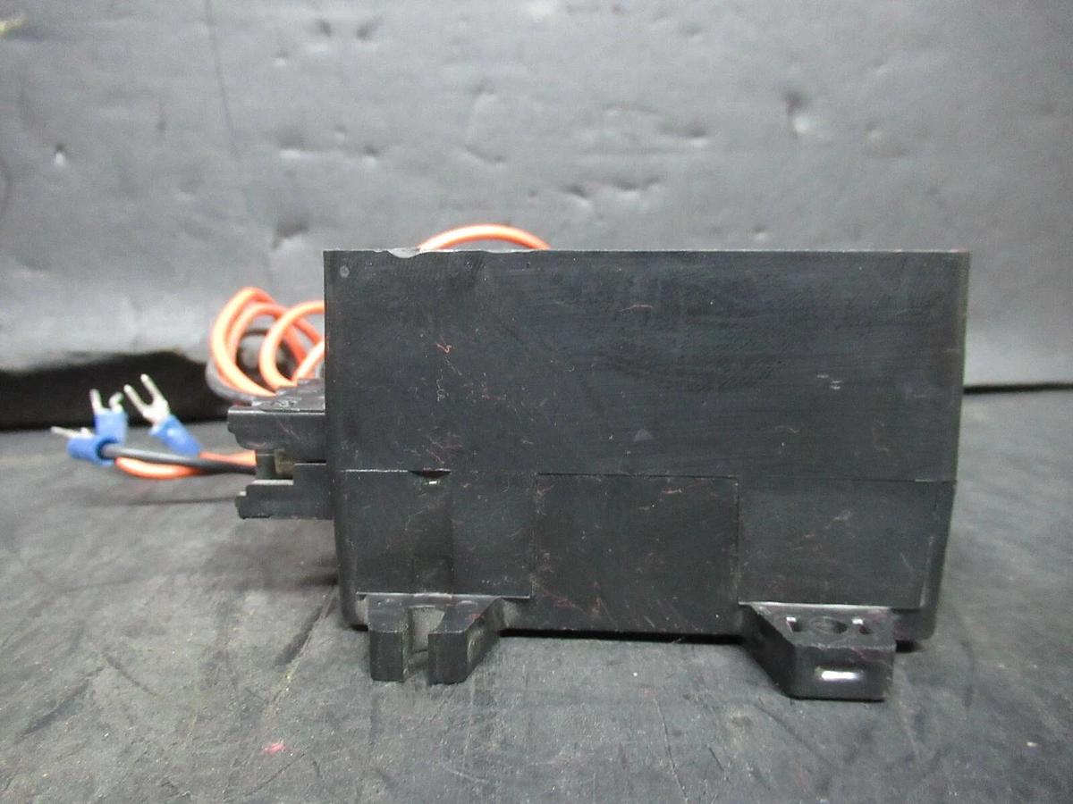 Used ROBERTSHAW GARD PAK II CNT137T1 REV. 10 MP33-2004 300 VA @ 120 VAC