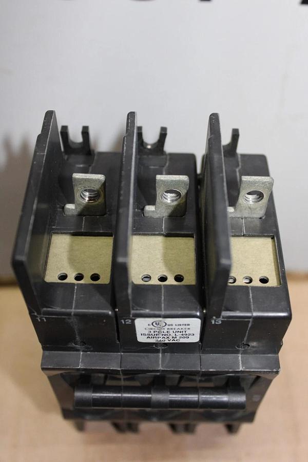Used AIRPAX BREAKER 209-3-2599-479 3-POLE 240 VAC 50.4 AMP HH83XB479-B