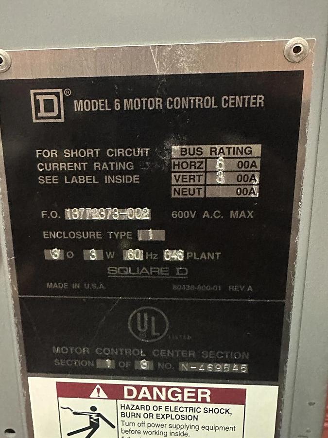 Used SQUARE D MODEL 6 MOTOR CONTROL CENTER MCC 3 SECTION 300 AMP VERTICAL 600 A HORZ