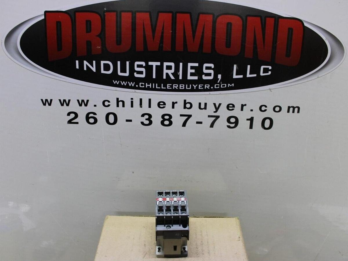 Used ABB CONTACTOR A12-30-10 25-28 AMP 600 VAC 10 HP 7.5 kW 3-POLE 3-PHASE COIL: 120V