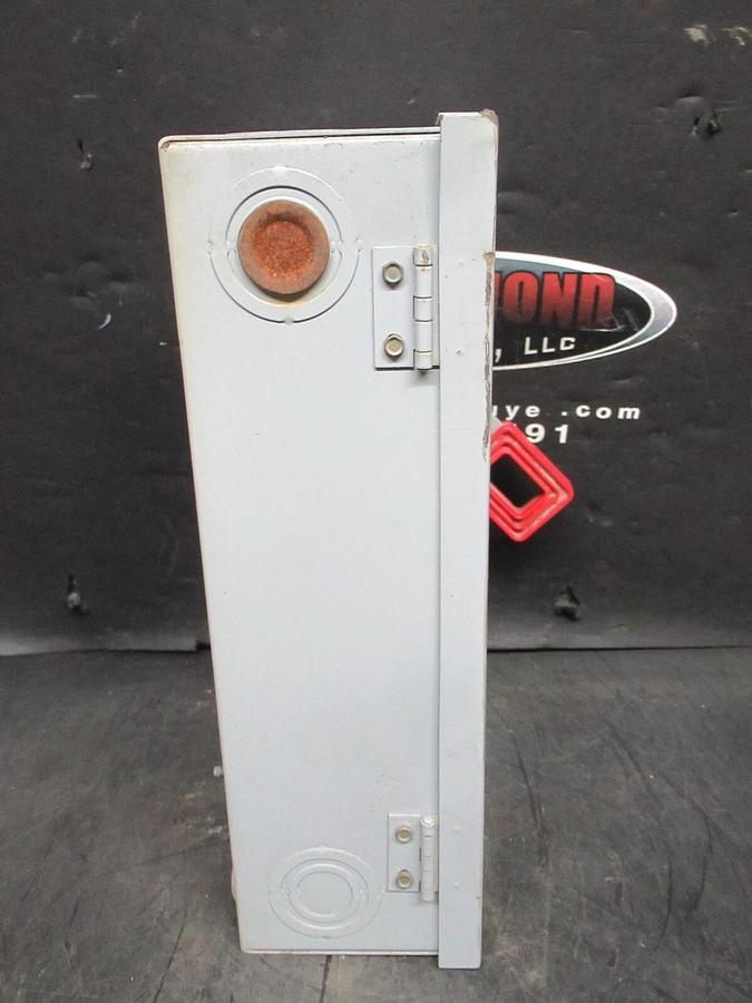 Used GE TYPE 1 ENCLOSED SAFETY SWITCH TH3361 MODEL: 7 30 AMP 600 VAC 20 HP *WARRANTY*