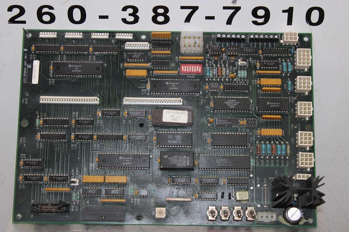 Used YORK HVAC CHILLER PROCESSING CIRCUIT BOARD 031-01095-001 REV. A **WARRANTY**