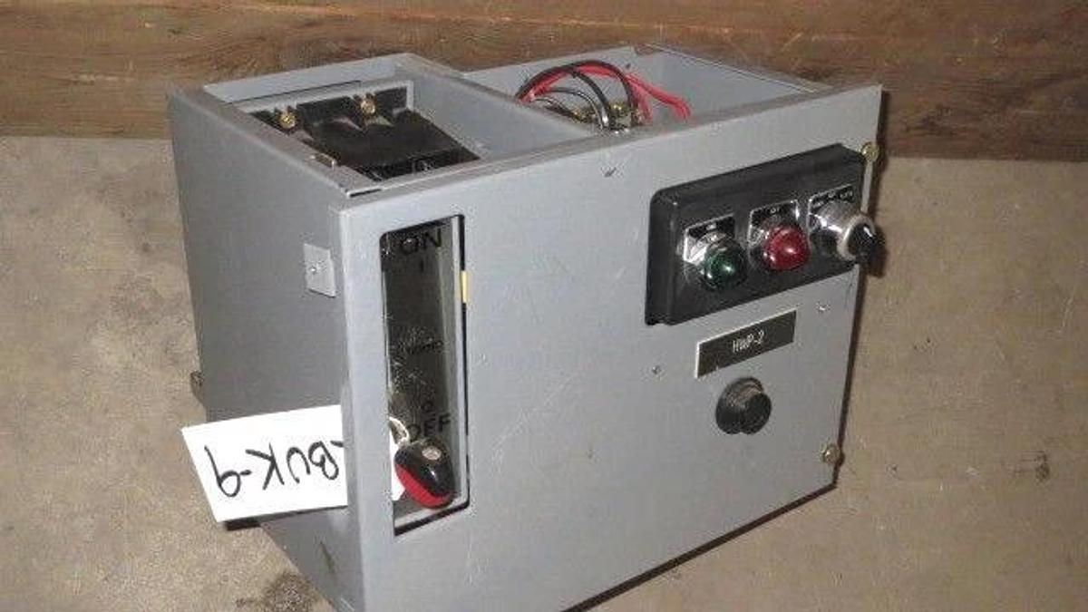 Used SQUARE D 12" MCC BUCKET 7 AMP FHP BREAKER 480 VAC WITH NEMA SIZE 1 STARTER