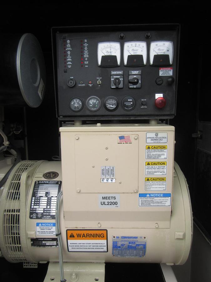Used 60 KW DIESEL GENERATOR KATOLIGHT 120/240V RE-CONNECTABLE SOUND ENCLOSED 204 HRS