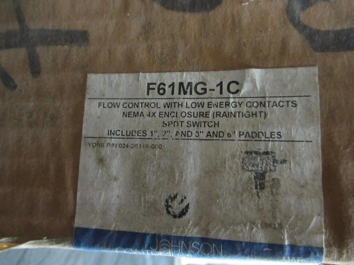 NEW SURPLUS JOHNSON CONTROLS LOW VOLTAGE FLOW SWITCH F61MG-1C 120 VOLT 1 AMP