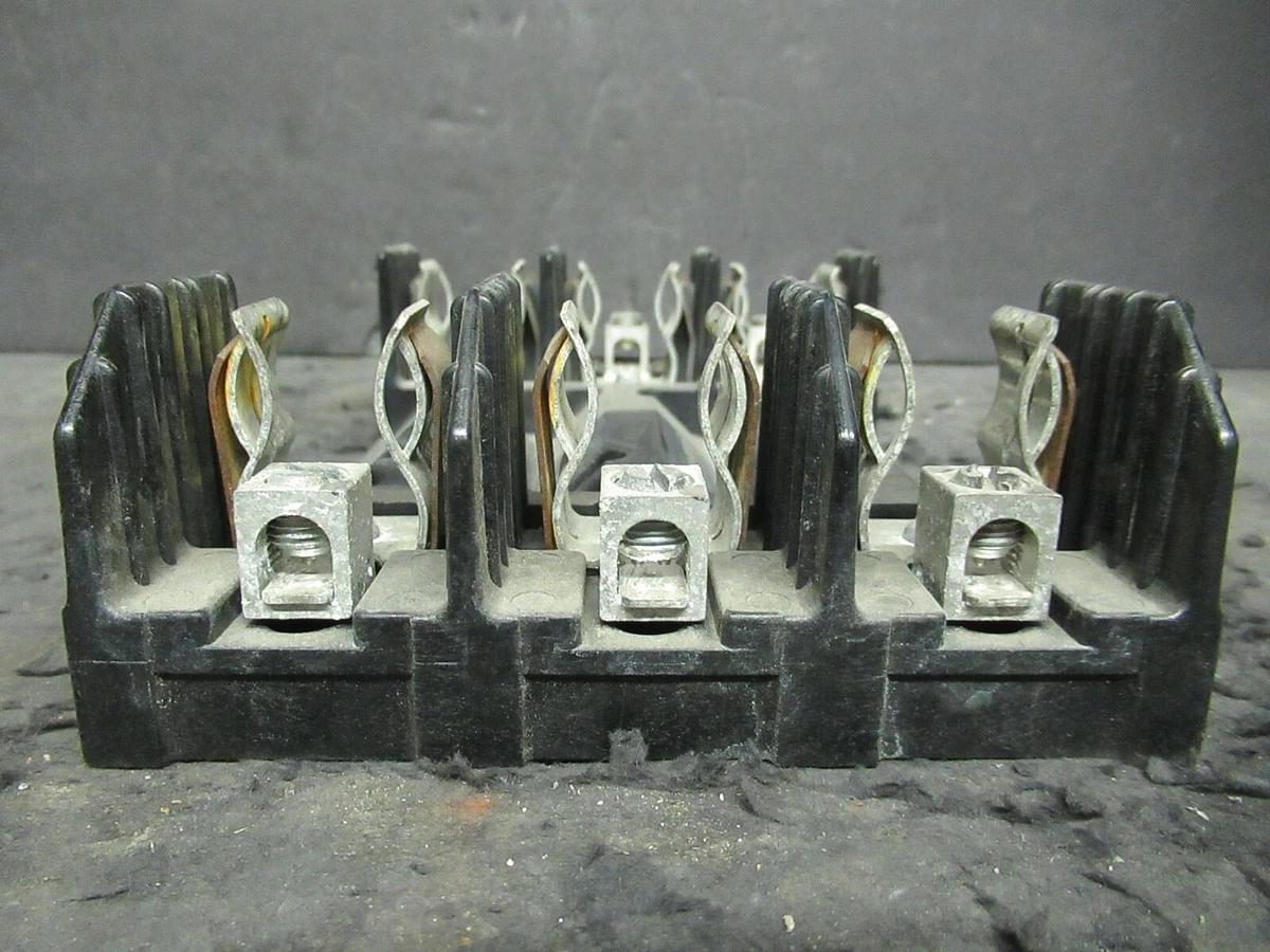 COOPER BUSSMANN 60 AMP 600 VAC FUSEHOLDER R60060-3CR CLASS R FUSE BLOCK EATON