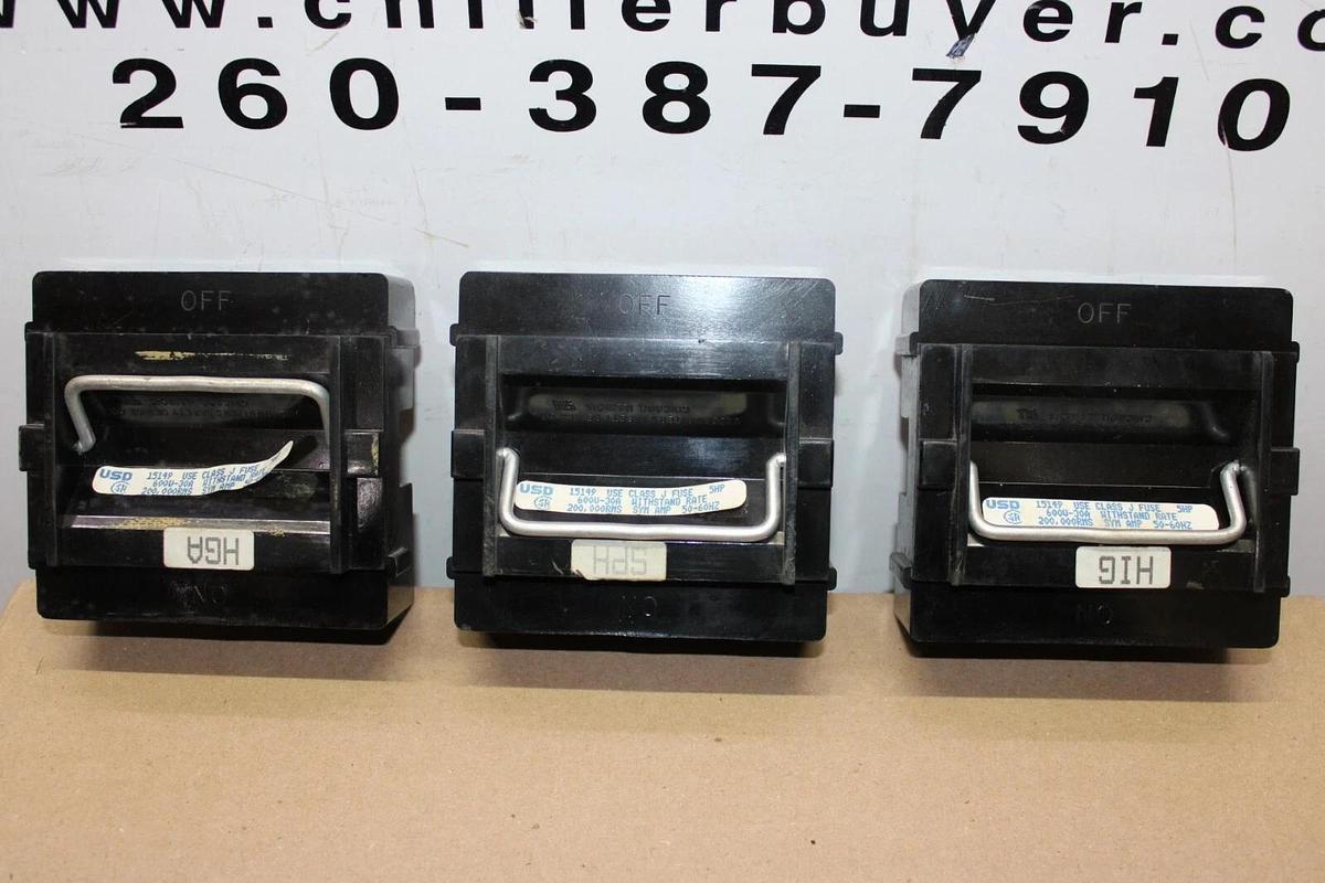 Used LOT OF 3 USD PULLOUT FUSE BLOCK SWITCH 15149 600 VAC 30 AMP 3-POLE 50/60 HZ 5 HP