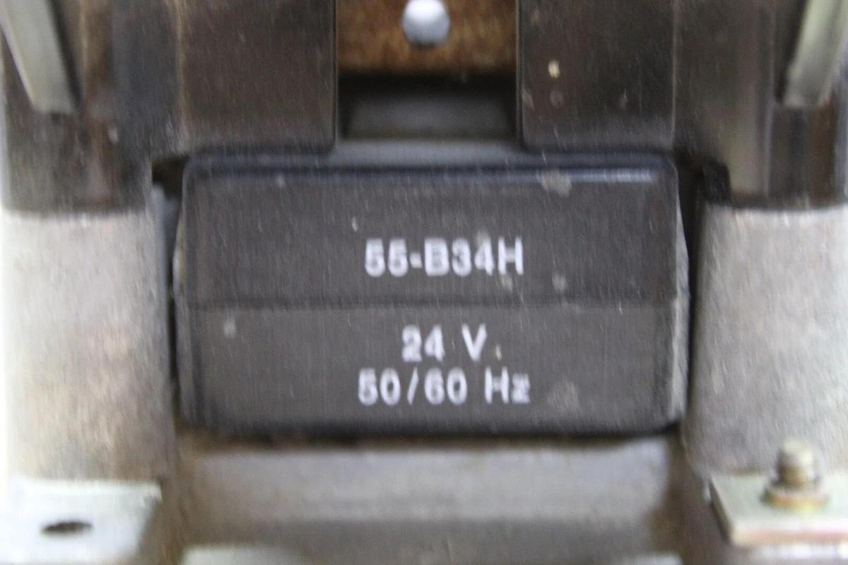 Used GENERAL ELECTRIC CONTACTOR CR353AD3BH1BD 40 AMP 600 VAC 3-POLE VOIL: 24V