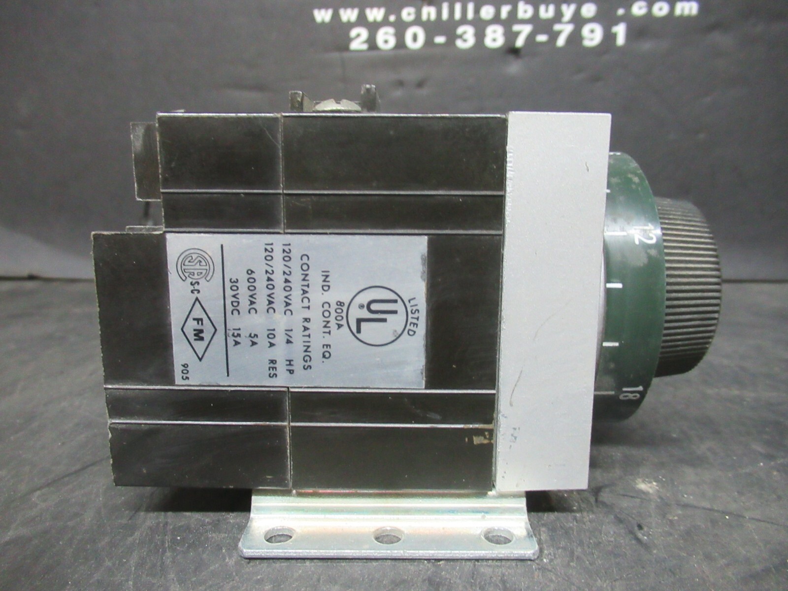 Used AGASTAT TIME DELAY RELAY 3-30 MINUTES 7012OH 24 VDC VOIL 600 VAC 10 AMP