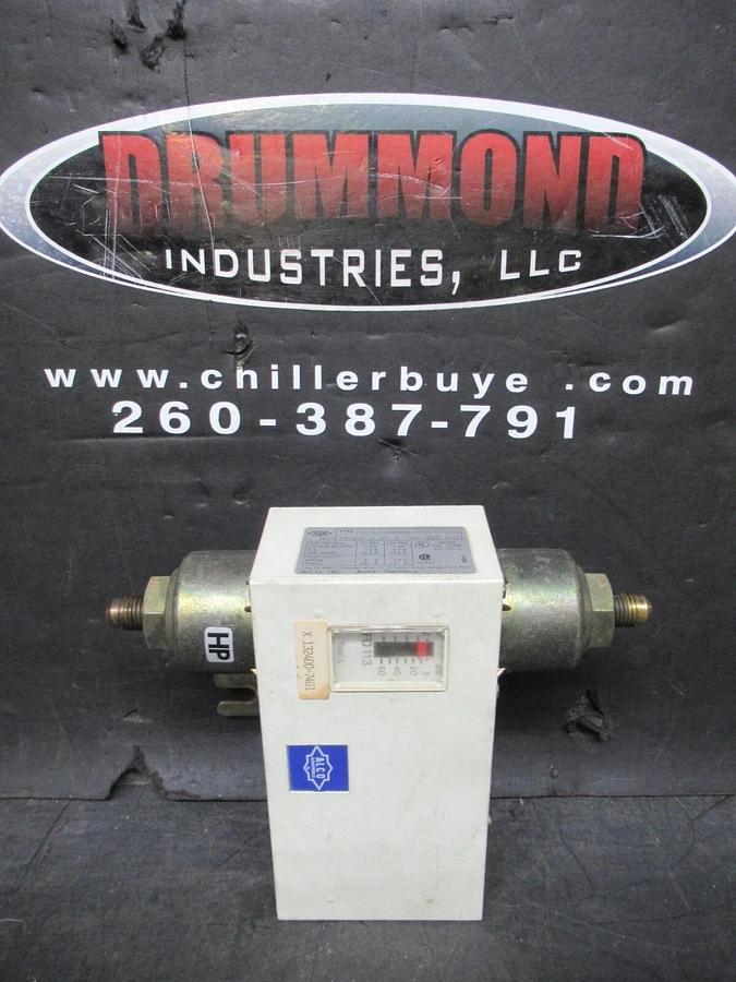 Used TRANE / ALCO PRESSURE CONTROL GAUGE X132400-7401 / FD113-SNBAA-000-07401