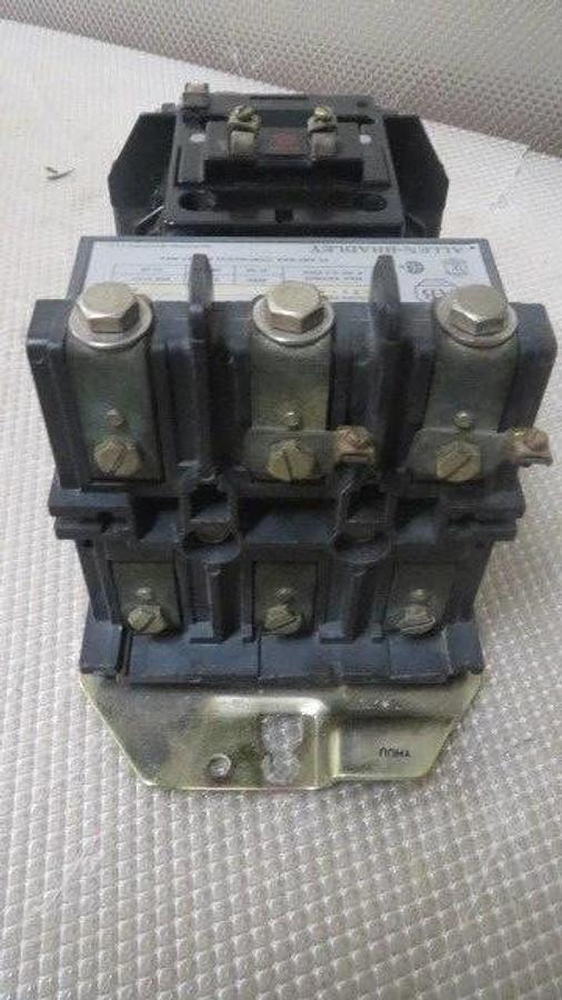 Used ALLEN BRADLEY SIZE 3 STARTER 90 AMP CONTINUOUS 600 VAC 120V COIL MODEL 509-DOB