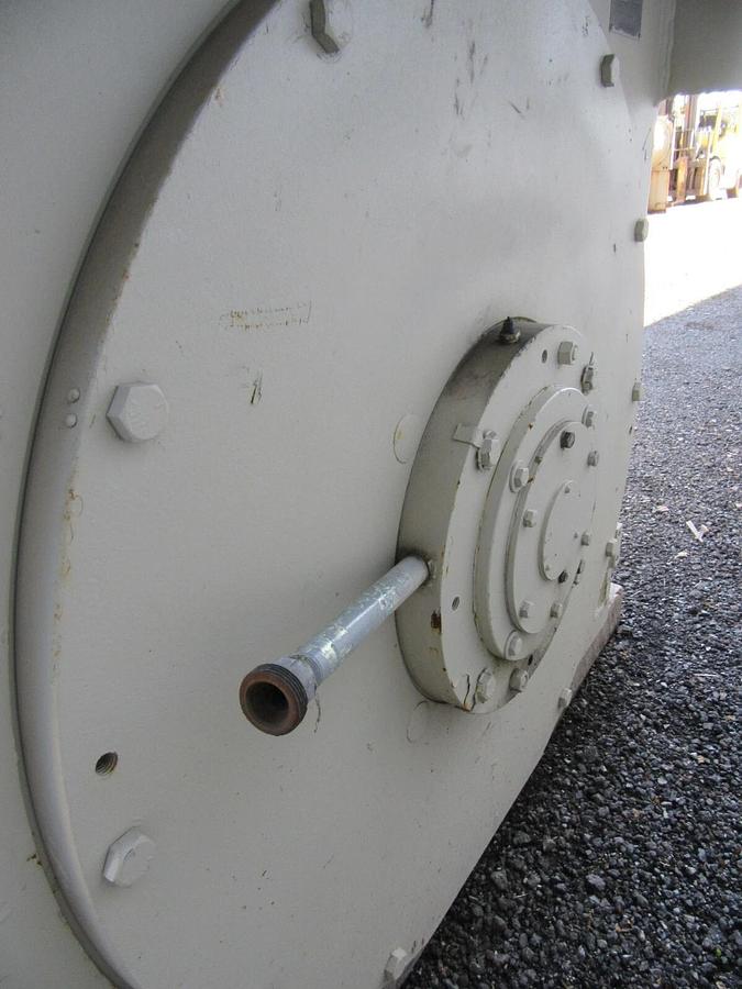 Used 886 HP TECO / YORK INDUCTION MOTOR 4160 V 3 PH 4510 FRAME 3600 RPM 108 FLA 2001