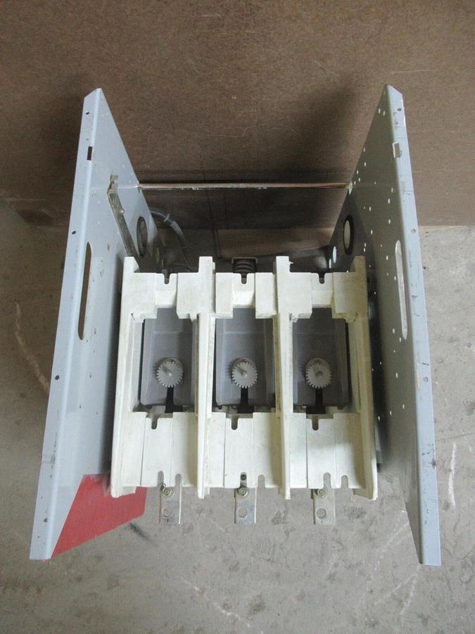 Used CUTLER-HAMMER AC CONTACTOR SRNA3NL4A1 SJS32VW430 360 AMP MODEL C 3-PHASE 5000 V