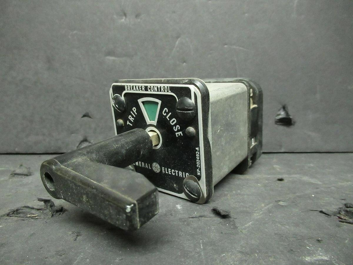 Used GENERAL ELECTRIC BREAKER CONTROL SBM TRANSFER SWITCH NP-20492-A