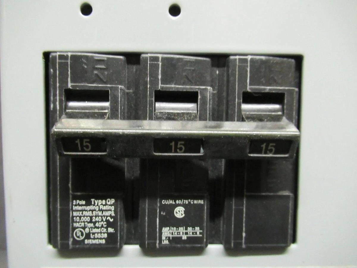 Used ITE BUS PLUG XQ45RGIG 50 AMP 240V 3P4W+GROUND XJ-L 15 AMP BREAKER SIEMENS 9200