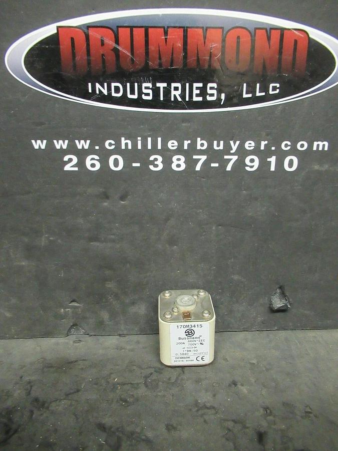 Used (1) EATON BUSSMANN 170M3415 200 AMP 700 VAC 660 V IEC FUSE 1*B/50 WARRANTY