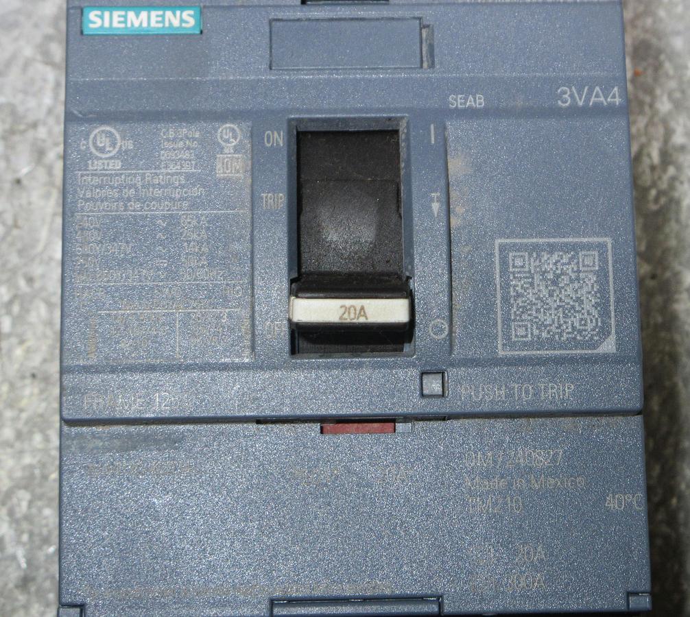 Used ABB MOLDED CASE SWITCH SACE TMAX S5H-D 400 AMP 600 VAC 3-POLE
