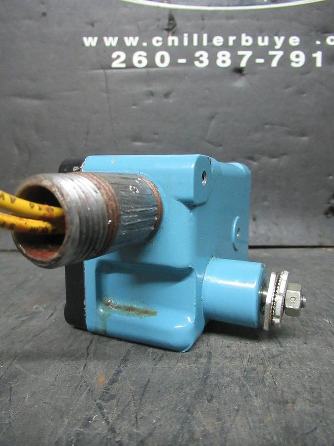 Used HONEYWELL EXPLOSION PROOF MICRO SNAP SWITCH EXA-AR20 20 AMP 480 VAC 2 HP