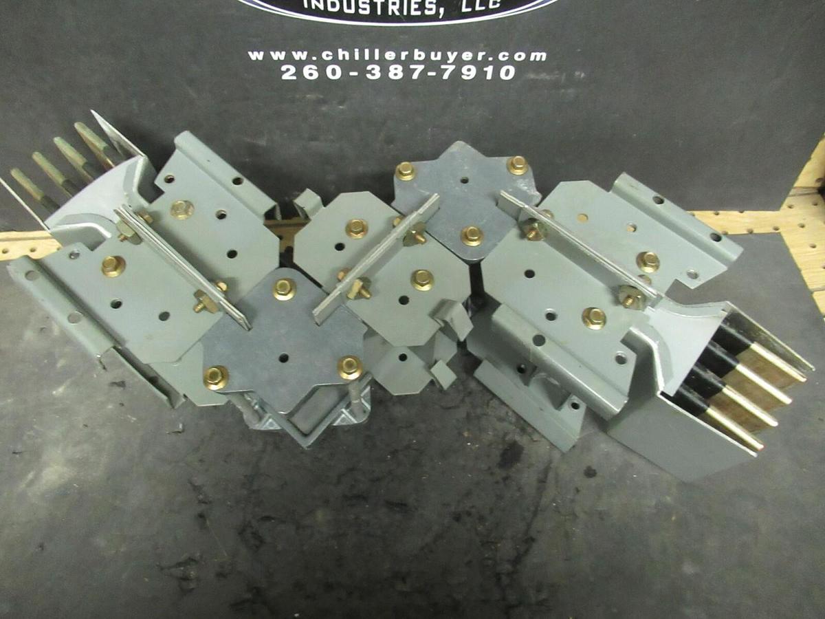 Used 1200 AMP SQUARE D CF2512G290ES1107B11 3 PH 4 W 600 V BUSWAY OFFSET COPPER I-LINE