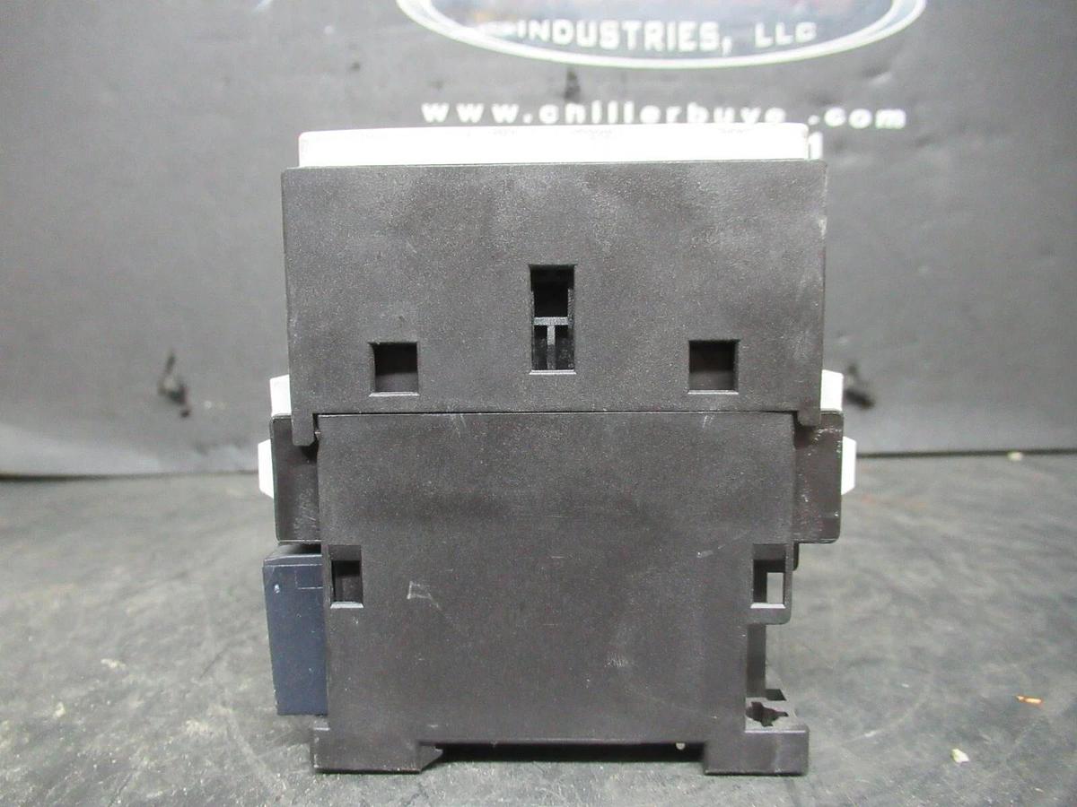 Used SIEMENS CONTACTOR 3RT1023-1A 35 AMP 600 VAC 7.5 HP 3-PHASE COIL: 110/120