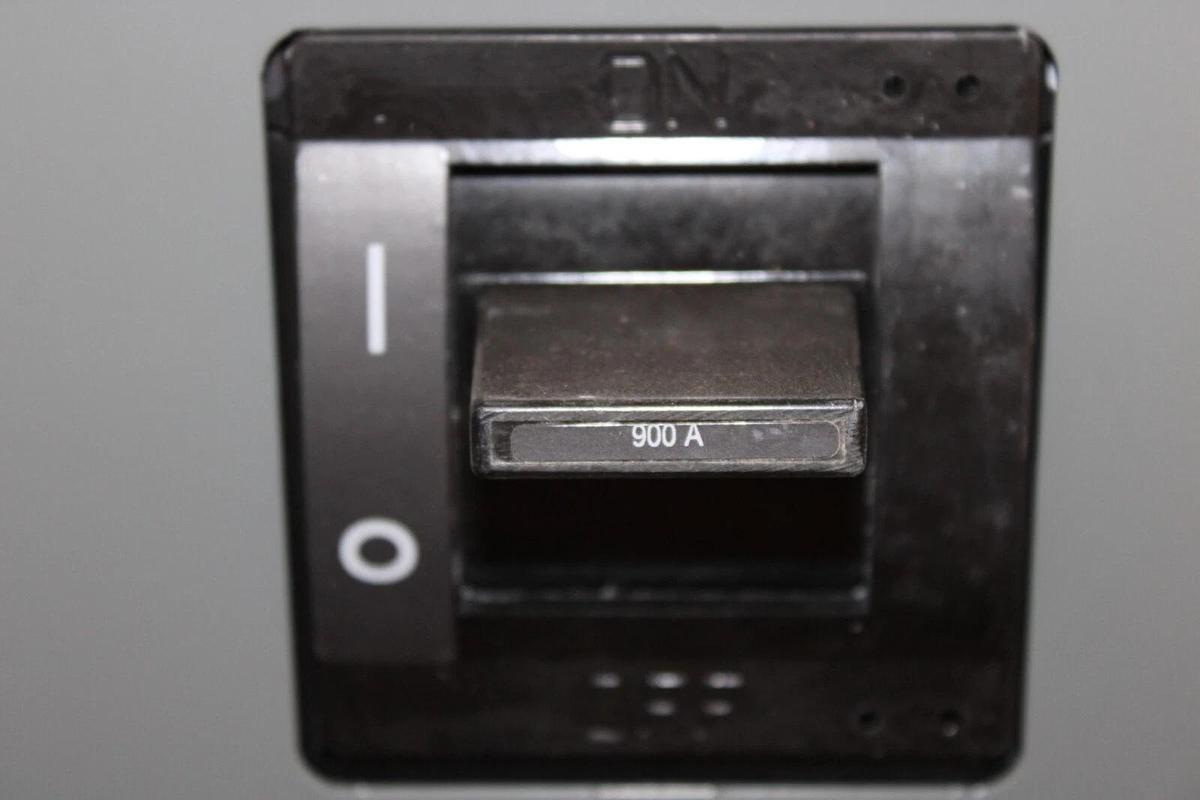 SQUARE D TYPE 1 CIRCUIT BREAKER ENCLOSURE MA1000S W/ MAL369002203 900 AMP