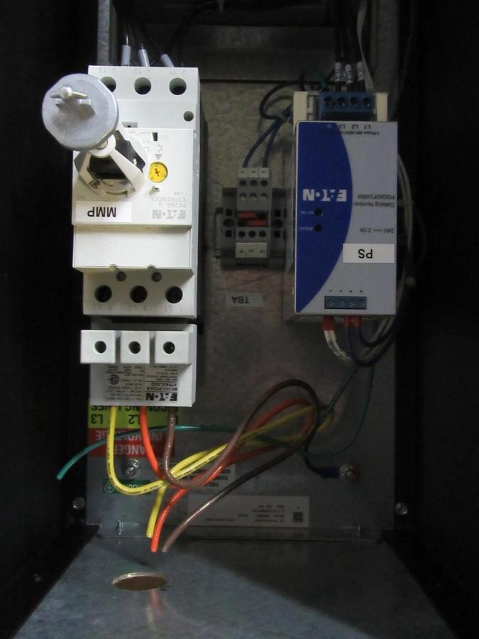 Used EATON VARIABLE SPEED DRIVE H-MAX INTELLIPASS HMX0143NA 480 VAC 14 AMP 10 HP