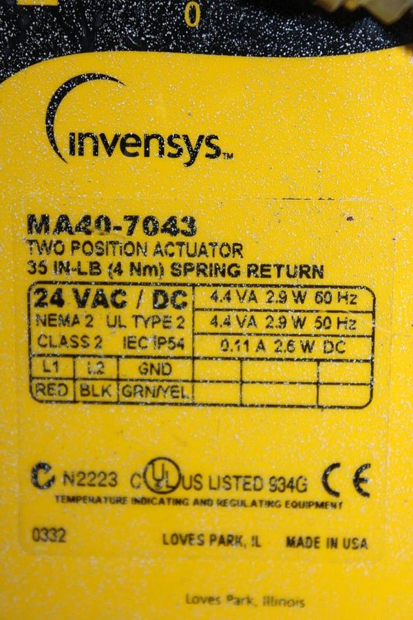 Used INVENSYS TWO POSISTION ACTUATOR MA40-7043 NEMA 2 24 VOLT 2.9 WATT 4.4 VA